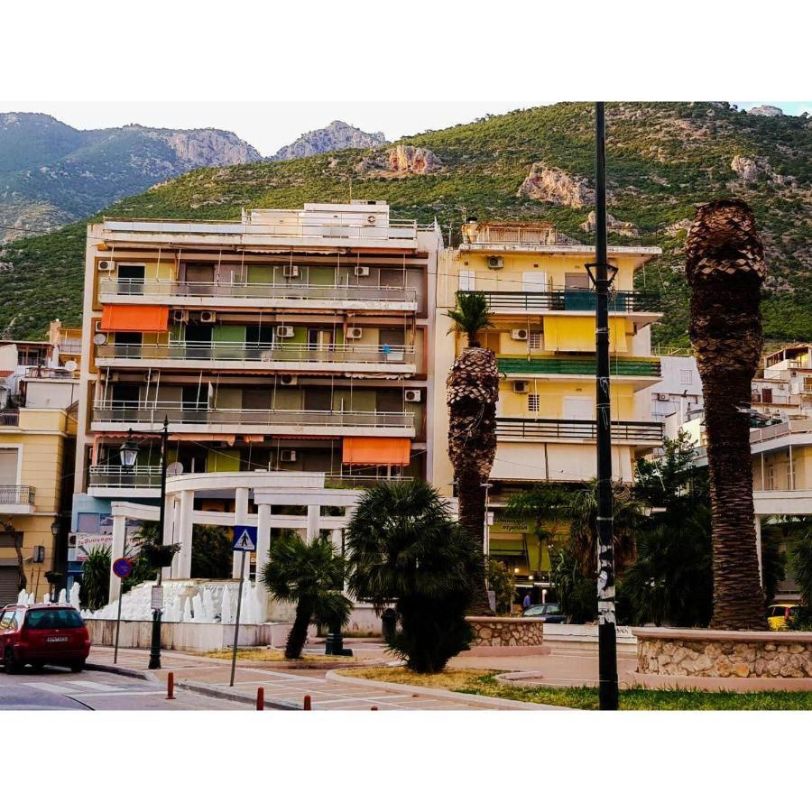Loutraki Suites Exterior photo